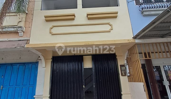 Ruko Super Strategis di St. Monica Gading Serpong