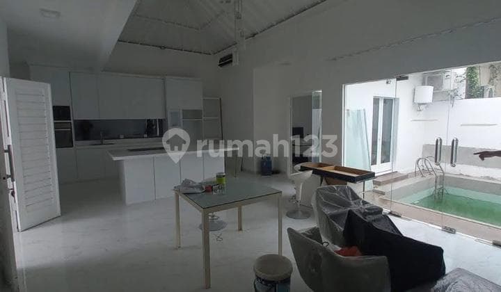 Villa Mewah Nuansa Putih Full Furnished Kolam Renang Pecatu Graha
