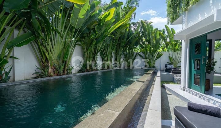 Dijual Villa Modern di Berawa, Canggu, Badung