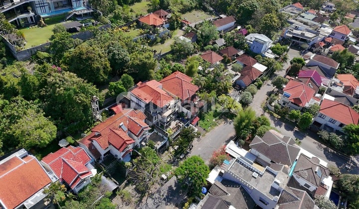 3-Story Villa with Rooftop Ocean View in Puri Gading, Jimbaran, South Kuta, Badung