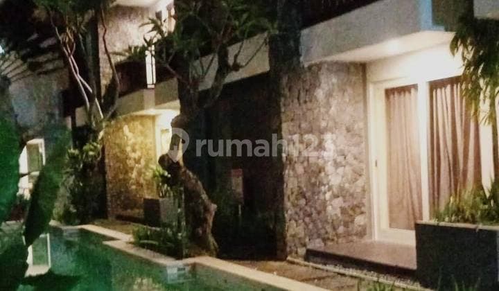 Villa Strategis di Pantai Cemagi Ada Kolam Renang Lokasi Luas