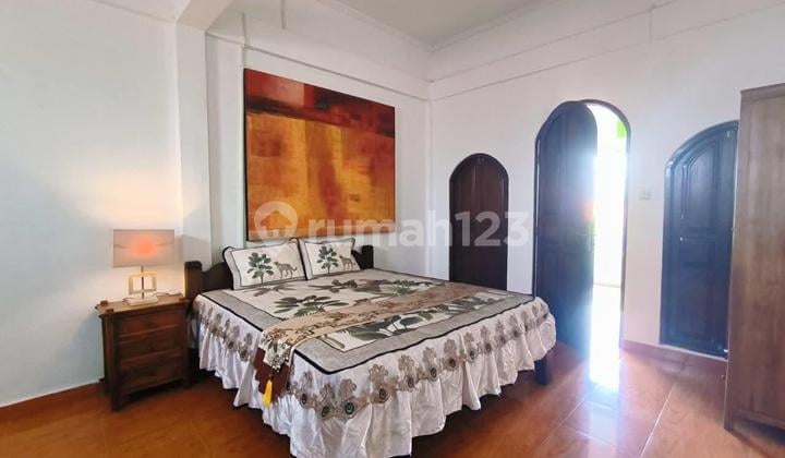 Villa Strategis Zona Kuning di Sunset Road Dekat Pantai, Seminyak