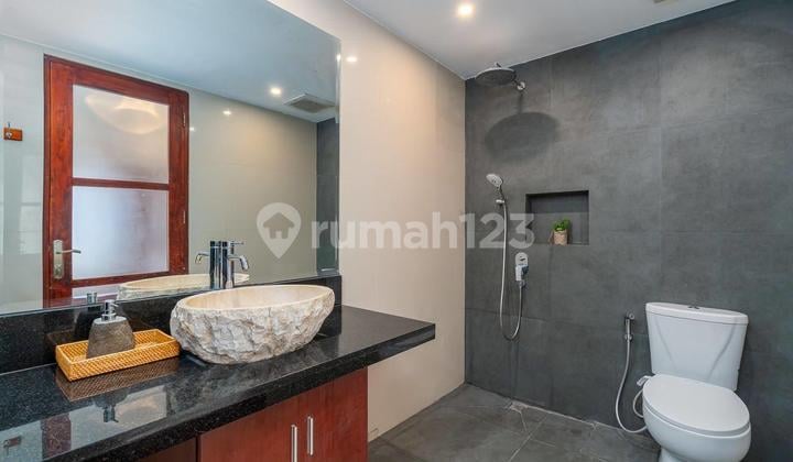 Dijual Villa Mewah Modern Umalas Kerobokan