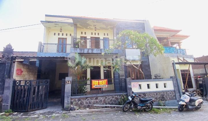 Rumah dengan 5 Kamar Terenovasi di Teuku Umar Barat, Bali