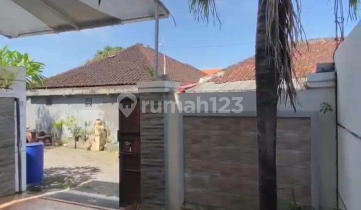 Rumah Dua Tingkat di Mahendradatta, Denpasar Barat