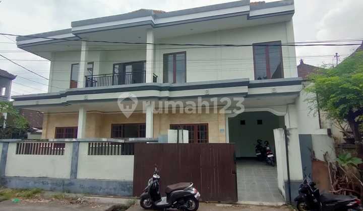 Luxurious 2-Story Strategically Located House in Central Gatsu, Denpasar