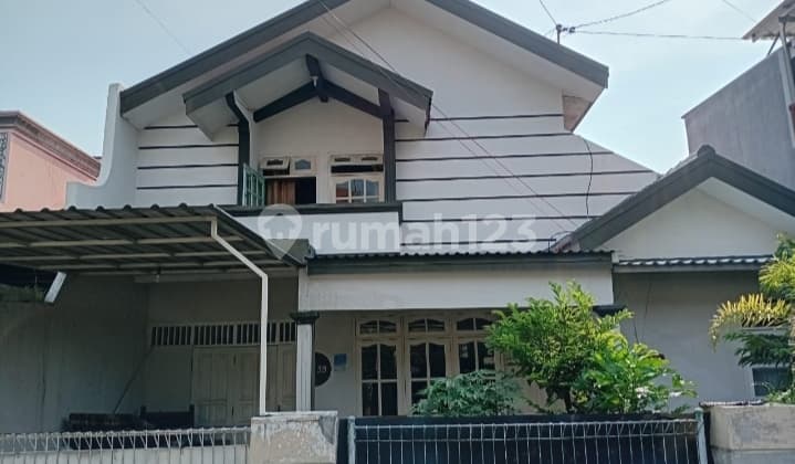 200 M² House in Semampir Tengah, East Surabaya, Near Merr, Semolowaru.
