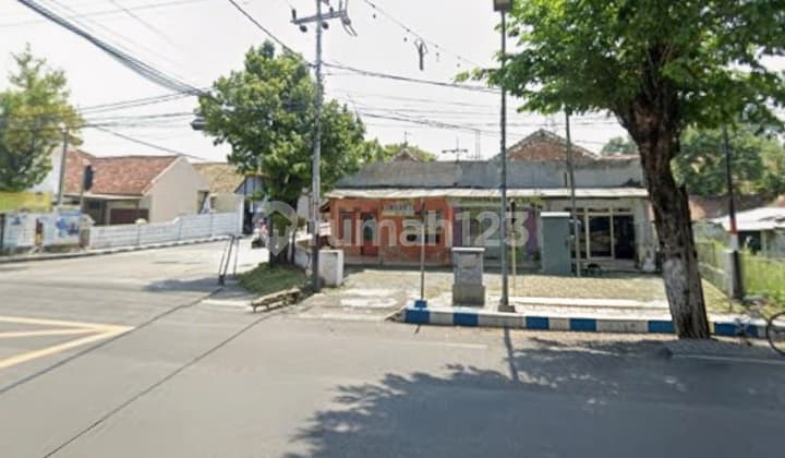 Rumah Pojok,Strategis,Jl Erlangga&Panglima Sudirman Pasuruan Kota