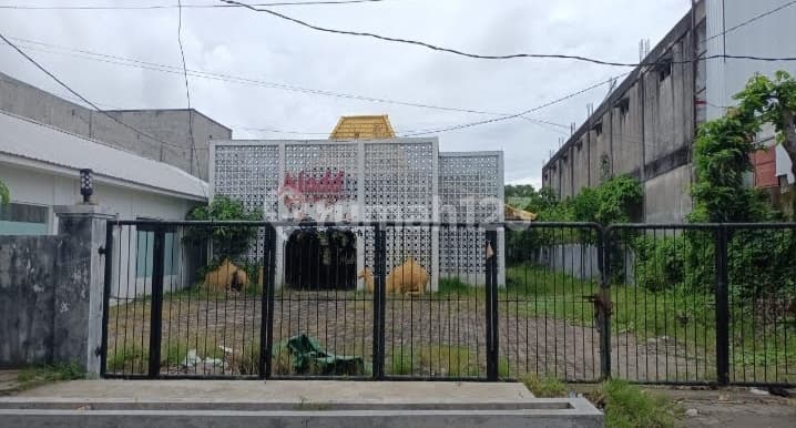 Tempat Usaha Depan Stadion Bangkalan Strategis Jl Soekarno Hatta