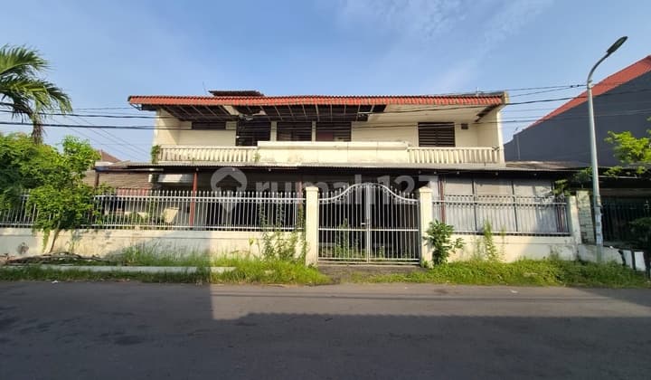 Corner house near Semolowaru, Merr, Untag, Manyar, Bratang, Barata, Ngage