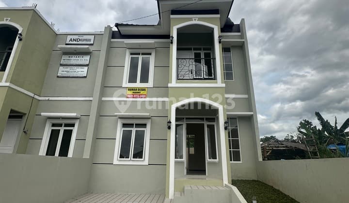 2 Lantai Termurah Ready Stock di Batu