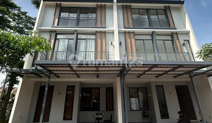 Cluster 3 Lantai, Malibu Village Gading Serpong