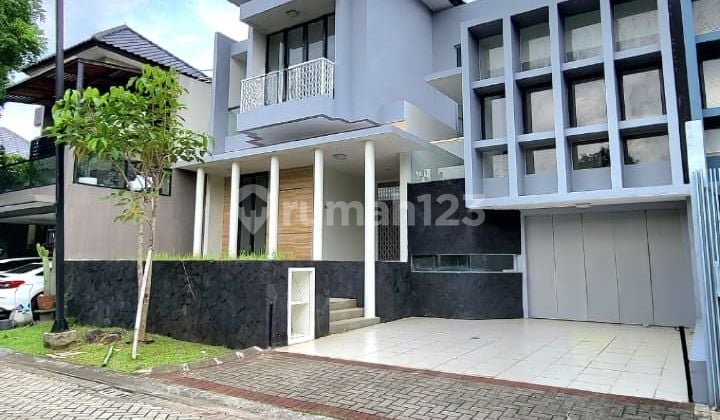 Rumah Bagus Siap Huni di Kebayoran Bintaro Sektor 7