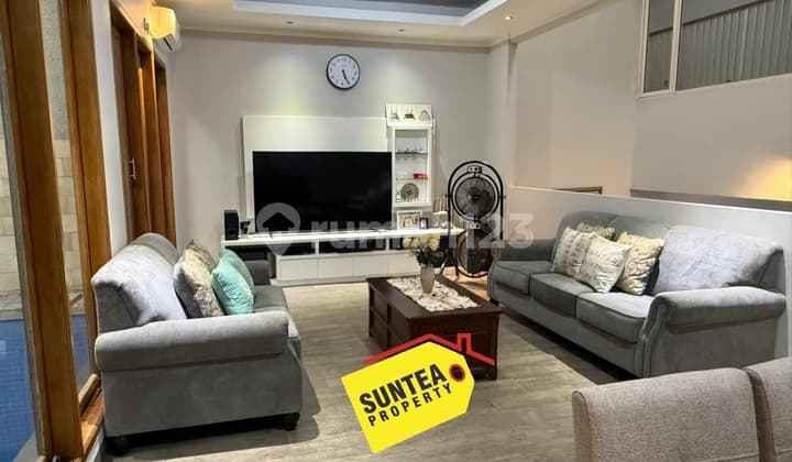 Nice Renovated House in Kebayoran Bintaro Jaya