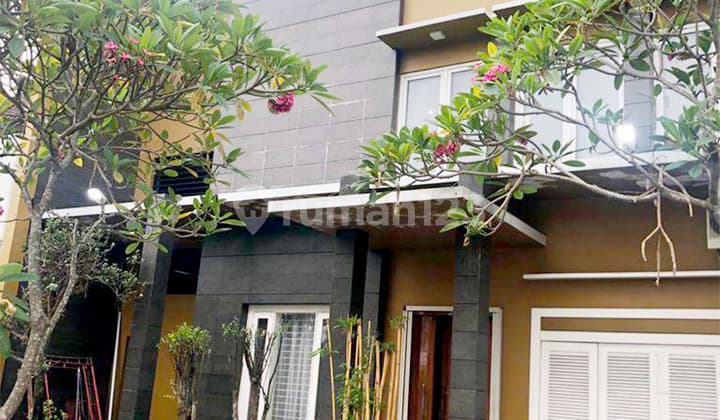 Jual & Sewa Rumah 5 Kt Ff dengan Kolam Renang di Beverly Lippo