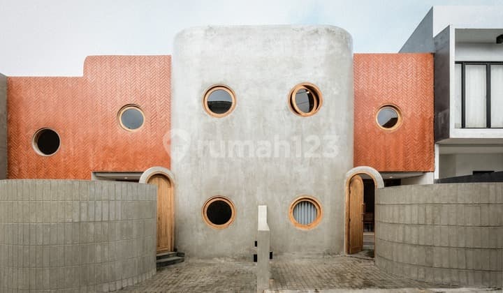 Modern Tropical Villa In Pecatu, Perfect For Residence Or Investment