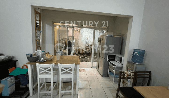 Rumah Minimalis di Kotabaru Parahyangan Dekat Ikea