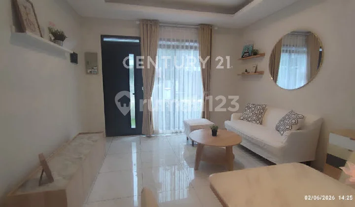 Rumah Baru 2 Lantai Full Furnished di Kota Baru Parahyangan