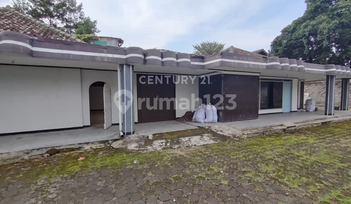 Ruang Usaha Strategis di Main Road Sukahaji