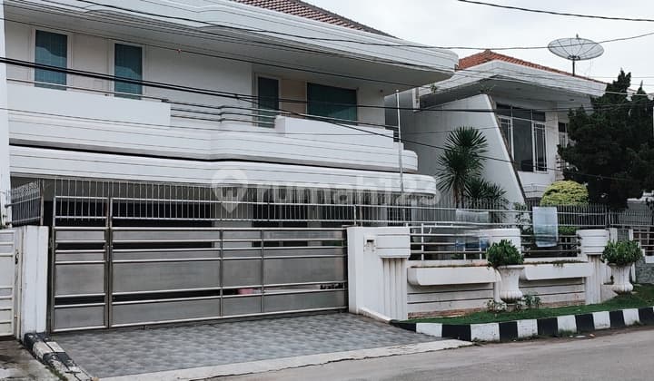 Boulevard House 450 M2 Green Garden Ready to Live In