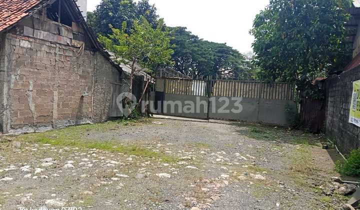 Disewakan Lahan Padat. Cocok Utk Car Pool Lokasi Jln Raya Bekasi Ujung Menteng.