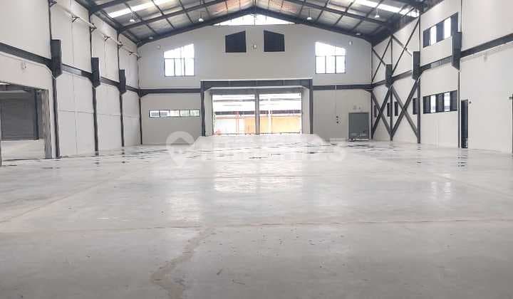 Disewakan Gudang Baru , Bagus , Bersih, Mewah Ada Loading Dock Pulogadung