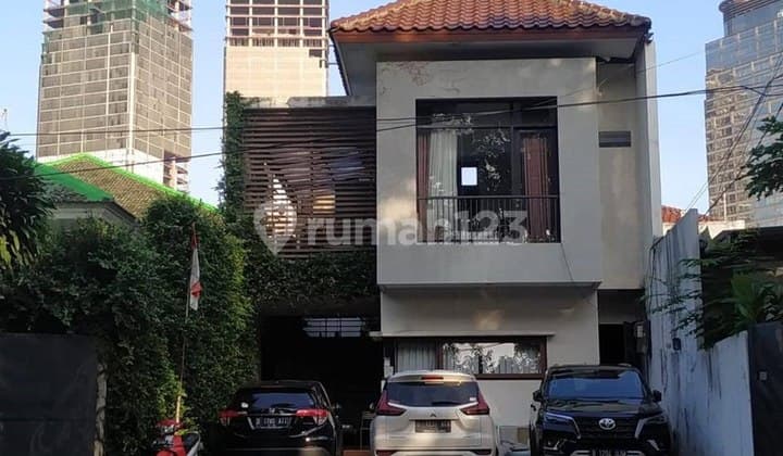 For Sale Exclusive House and Boarding House in Menteng