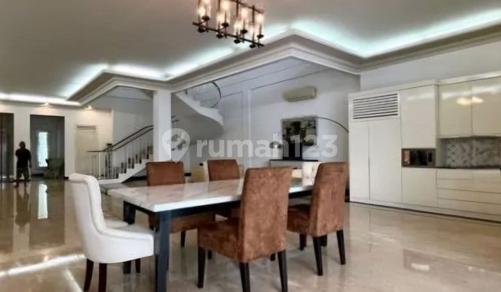 Disewakan Rumah Siap Huni Mewah dan Elegant
