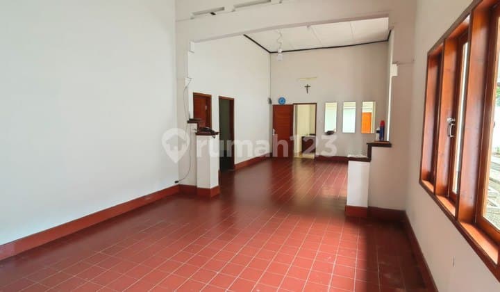 Dijual Rumah Lama Hitung Tanah Area Residen