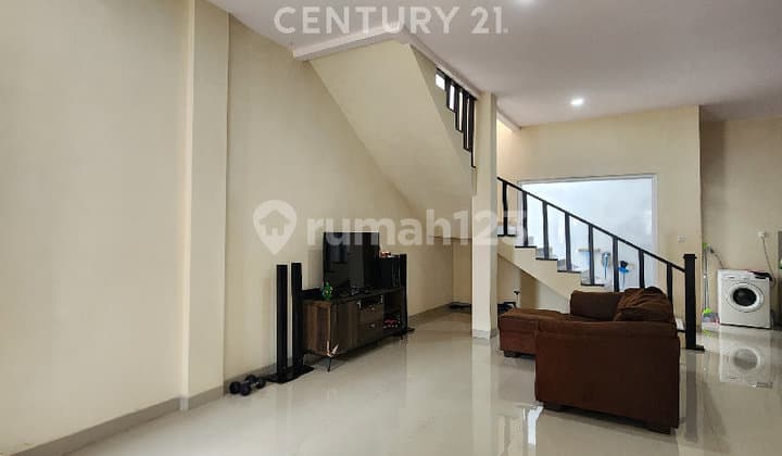 2-Storey House Ready to Occupancy Comfortable Environment