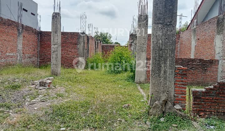 Tanah Luas dan Siap Bangun Row Dua Mobil di Kota Tegal