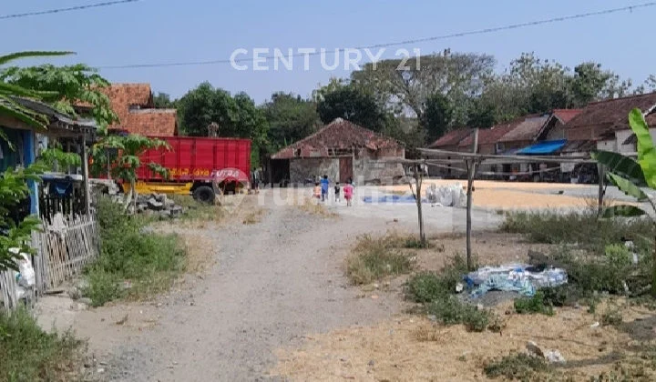 Gudang Murah, Luas, dan Strategis di Tegal