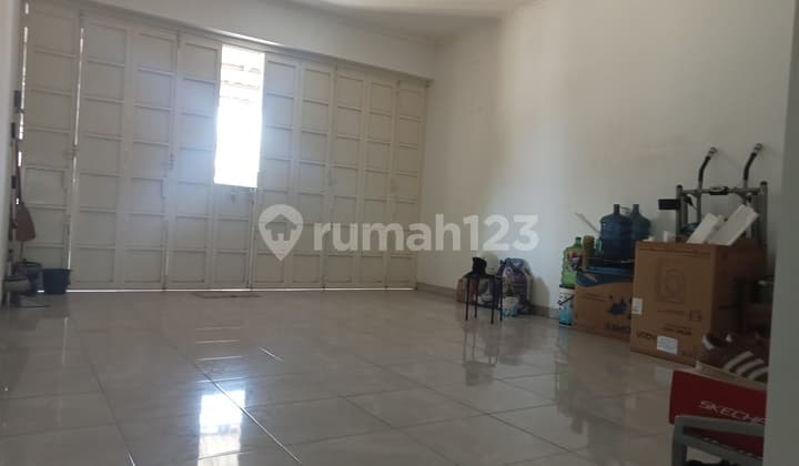 Ruko Komersial dan Siap Pakai di Jalan Utama Tegal