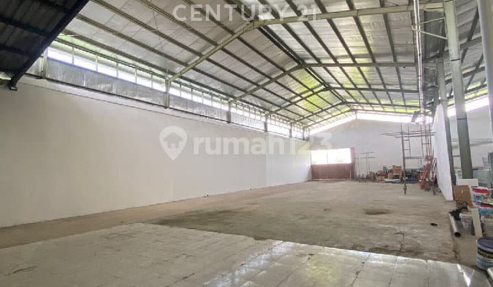 Gudang Luas, Strategis, dan Siap Pakai di Brebes