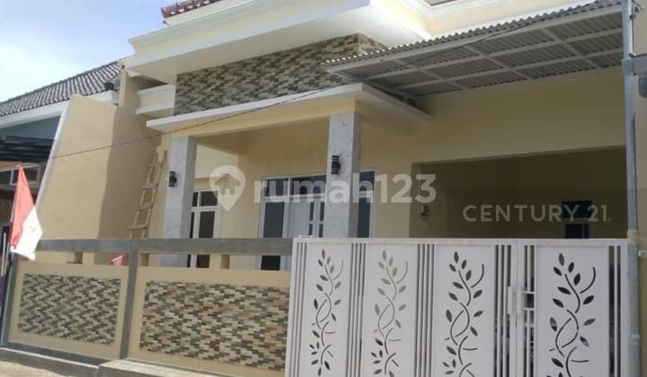 Rumah Baru Bagus dan Strategis di Pusat Kota