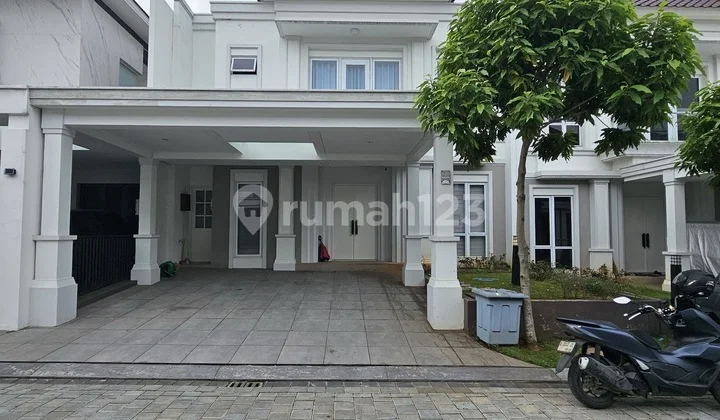 Disewakan Rumah Cantik Mewah