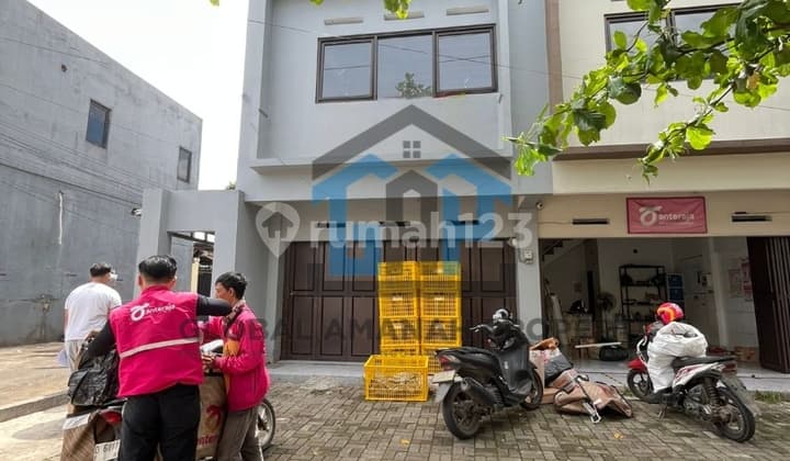 Tempat Usaha Cihanjuang Raya Pusat Kuliner Lokasi Strategis