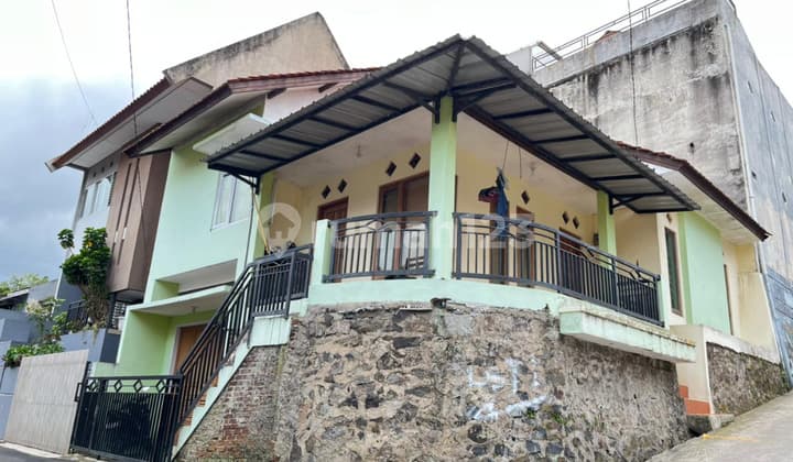 Rumah Sariwangi Regency Hook Lingkungan Aman Lokasi Strategis