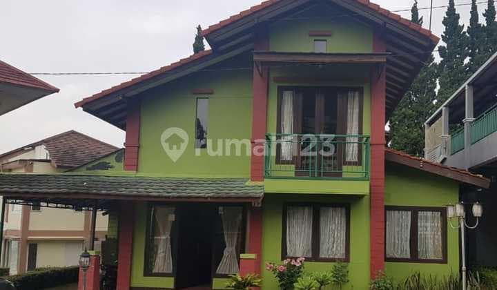 Rumah Villa Istana Bunga Dekat Wisata Lembang Pemandangan Sejuk