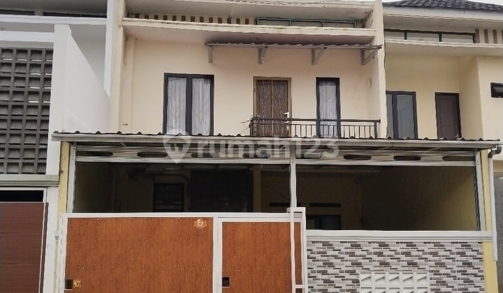 Rumah Siap Huni Sudah SHM dan IMB Dekat Pusat Perbelanjaan