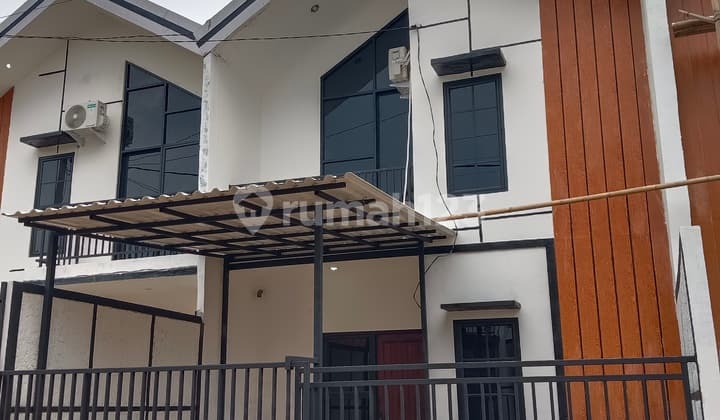 Rumah Cantik di Sukahati 1 Lantai Akses Mobil Bebas Banjir