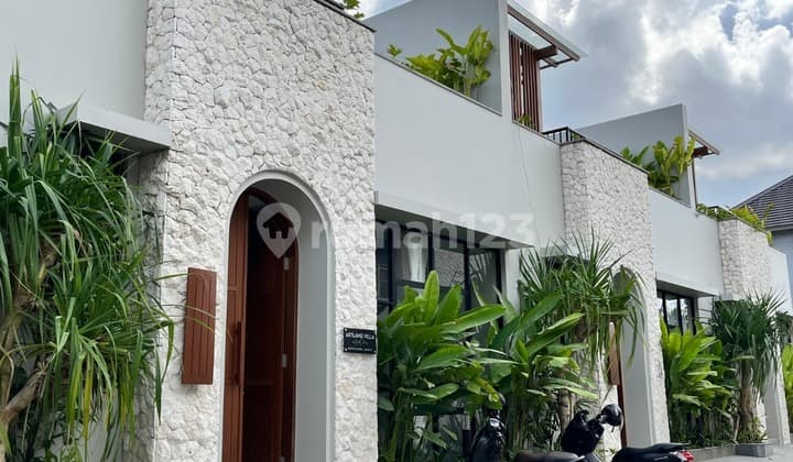 Tinggal 1 Unit! Villa Mewah Freehold di Jantung Canggu, Ready To Move In