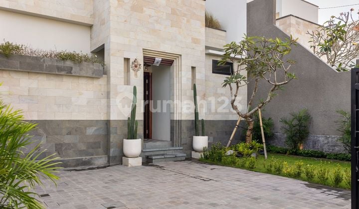 Luxury Sea View Villa in Ungasan Bali, 3 Bedroom, 10 Minutes to Melasti & Pandawa Beach