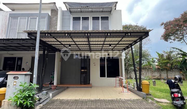 Dijual Full Furnished Rumah Hoek 2 Lt. 3+1 Kamar