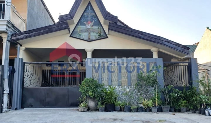 Rumah Asri dan Tempat Usaha