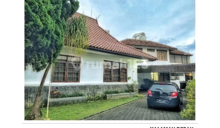 Rumah Mewah Sejuk Terawat di Dago Bandung - LT 1000M², Lokasi Premium
