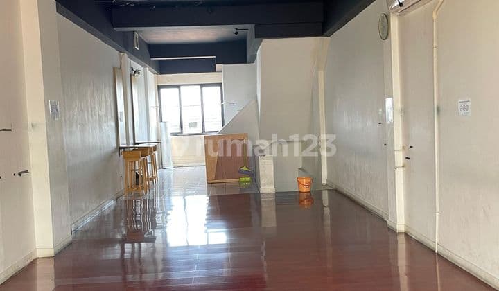 Disewakan Ruko 3 Lantai Area Tajur Ramai dan Strategis