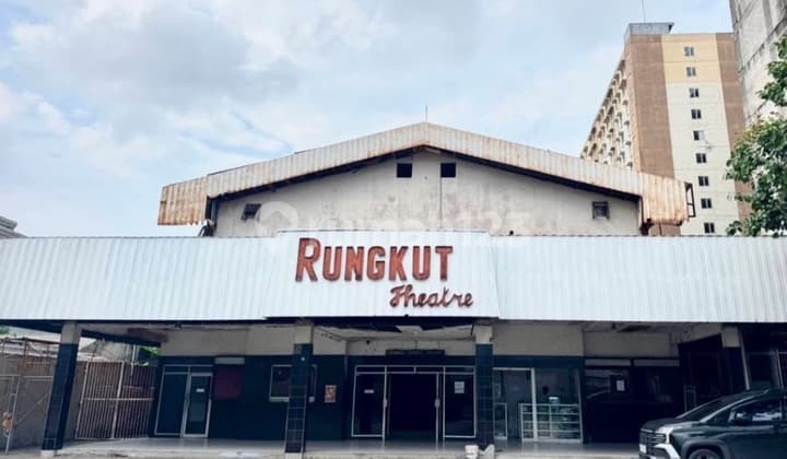 Dijua Gudang/Bioskop Rungkut Theatre