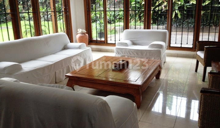 Dijual Rumah 2 Lantai Setiabudi Regensi Wing 2 Bandung