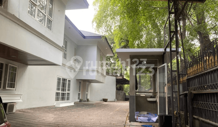 Dijual Rumah di Mohamad Yamin Menteng Jakarta Pusat